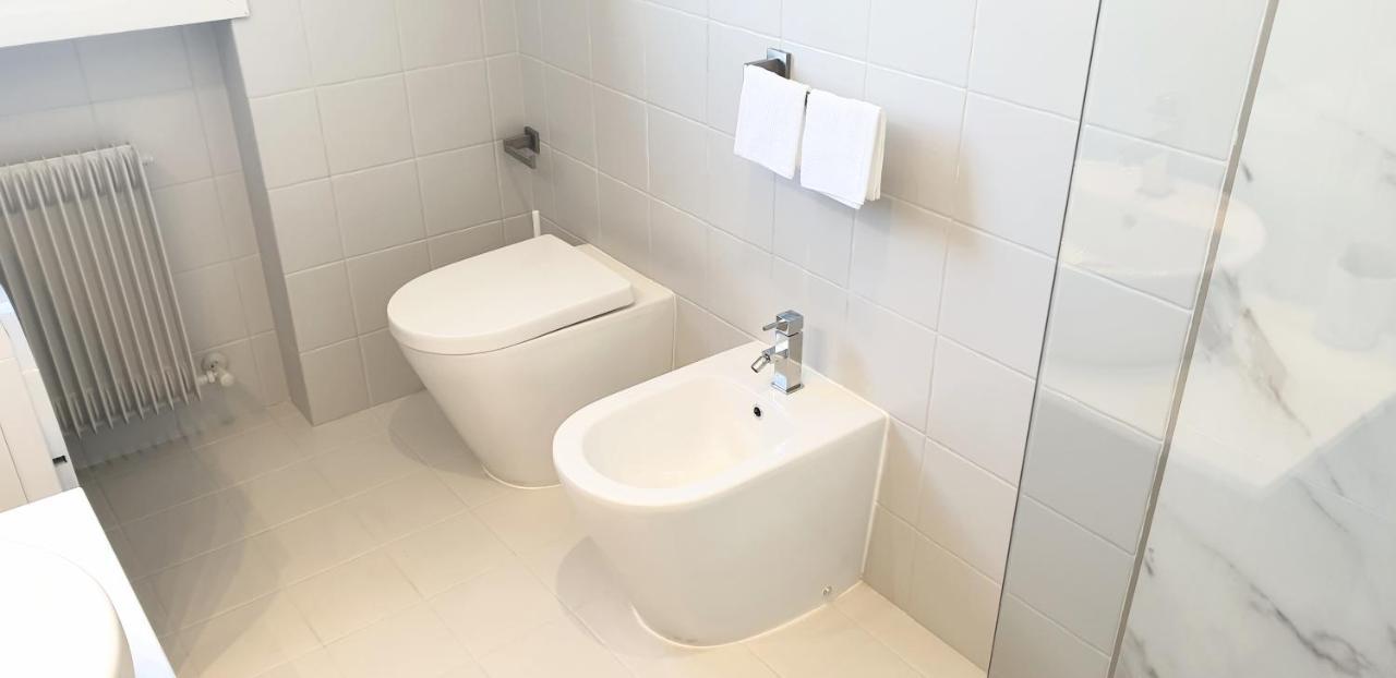 Venezia & Treviso Design Apartment By Anthea Homes Casier Bagian luar foto